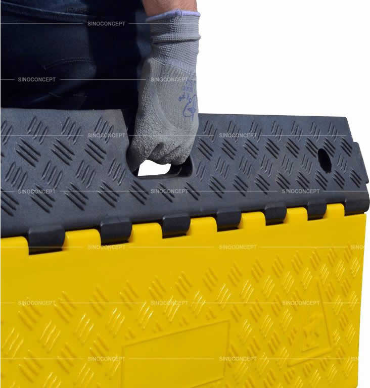 Alternative text - NOVELTY